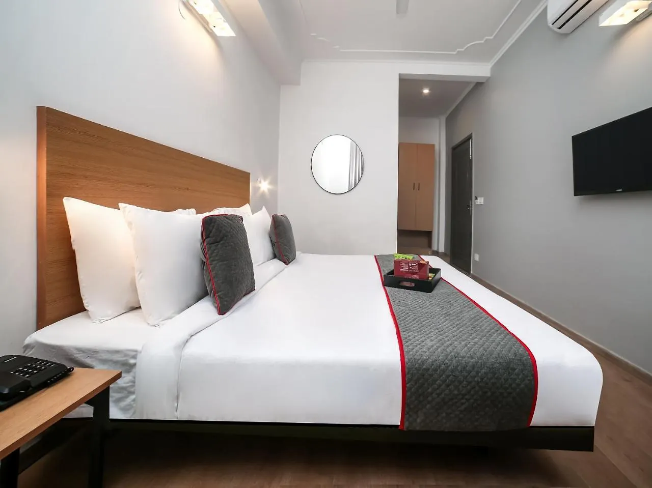 Oyo Townhouse 62 Cyber City Gurgaon Hindistan